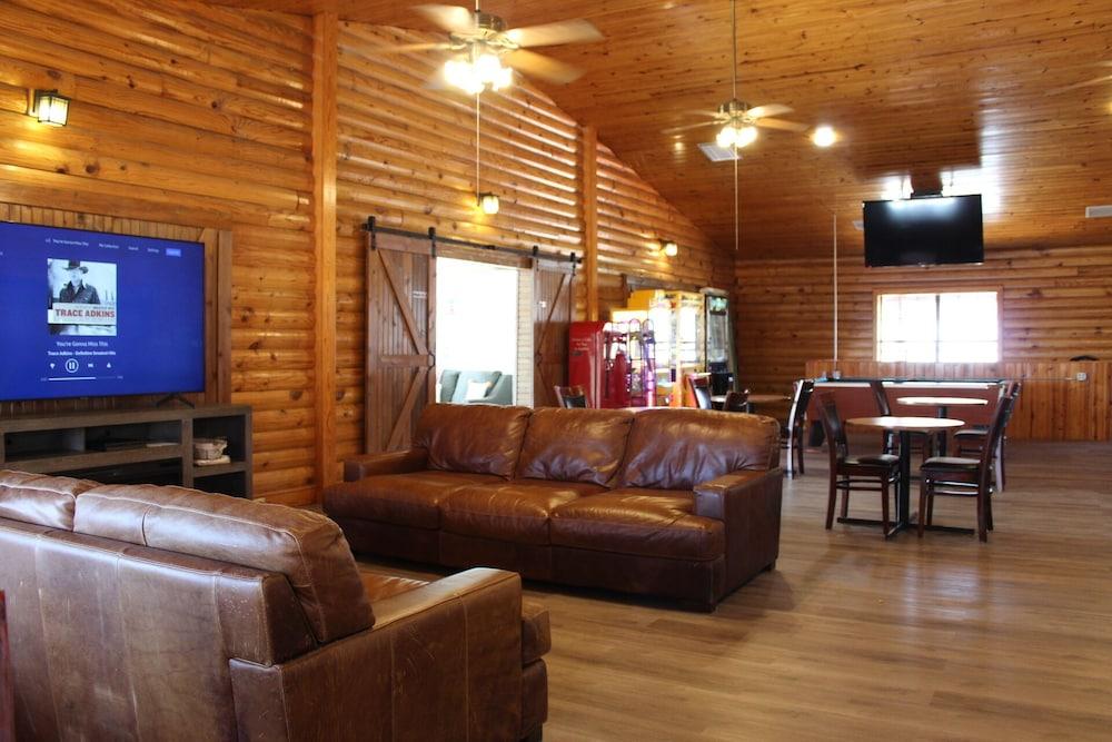 Crown Point Resort photo 65