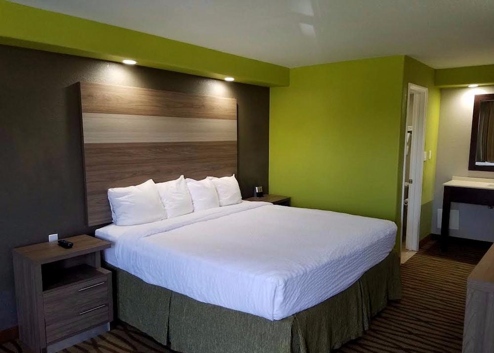 Seabreeze Inn photo 26
