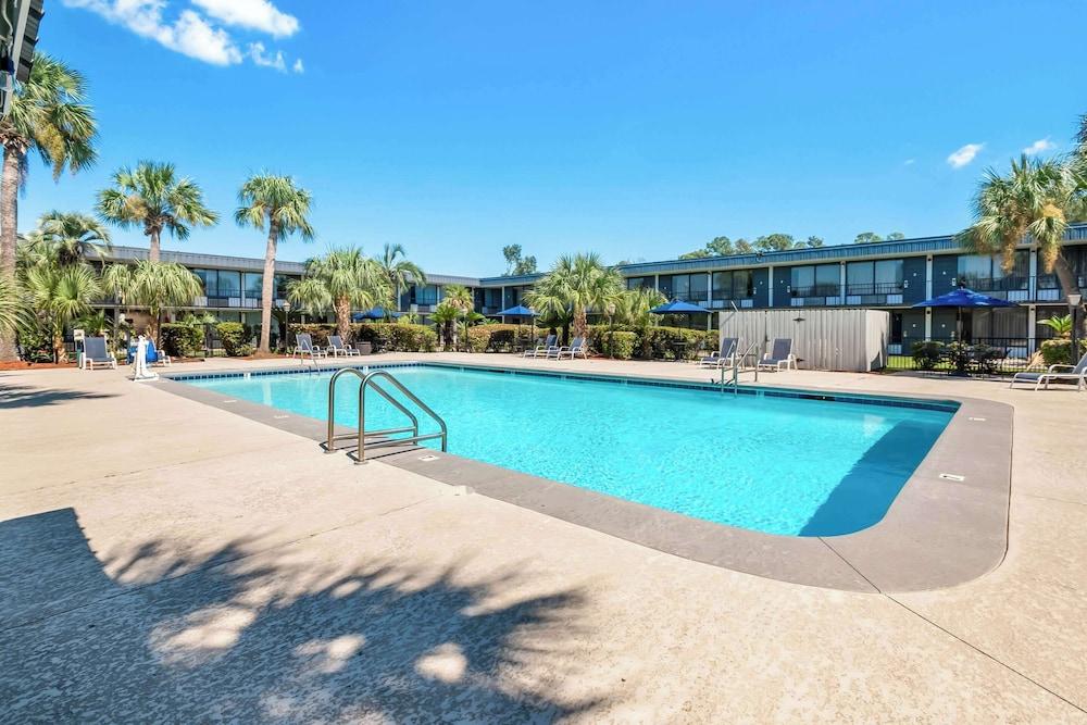 Quality Inn Slidell I-10 photo 23