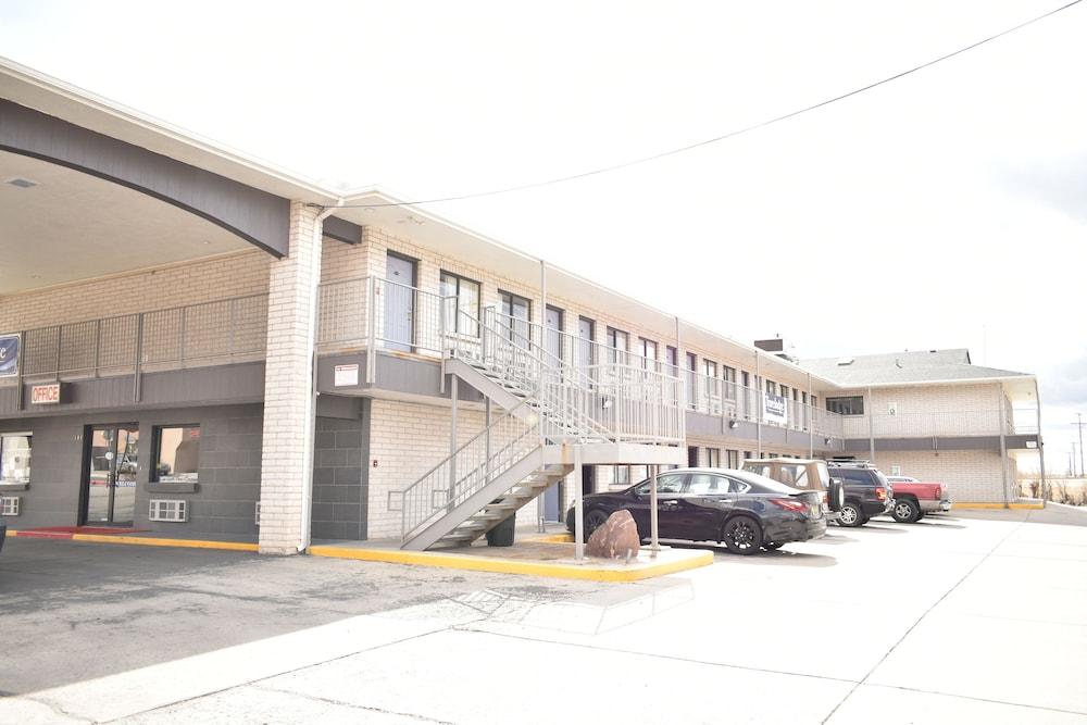 Travelodge by Wyndham Albuquerque East photo 31