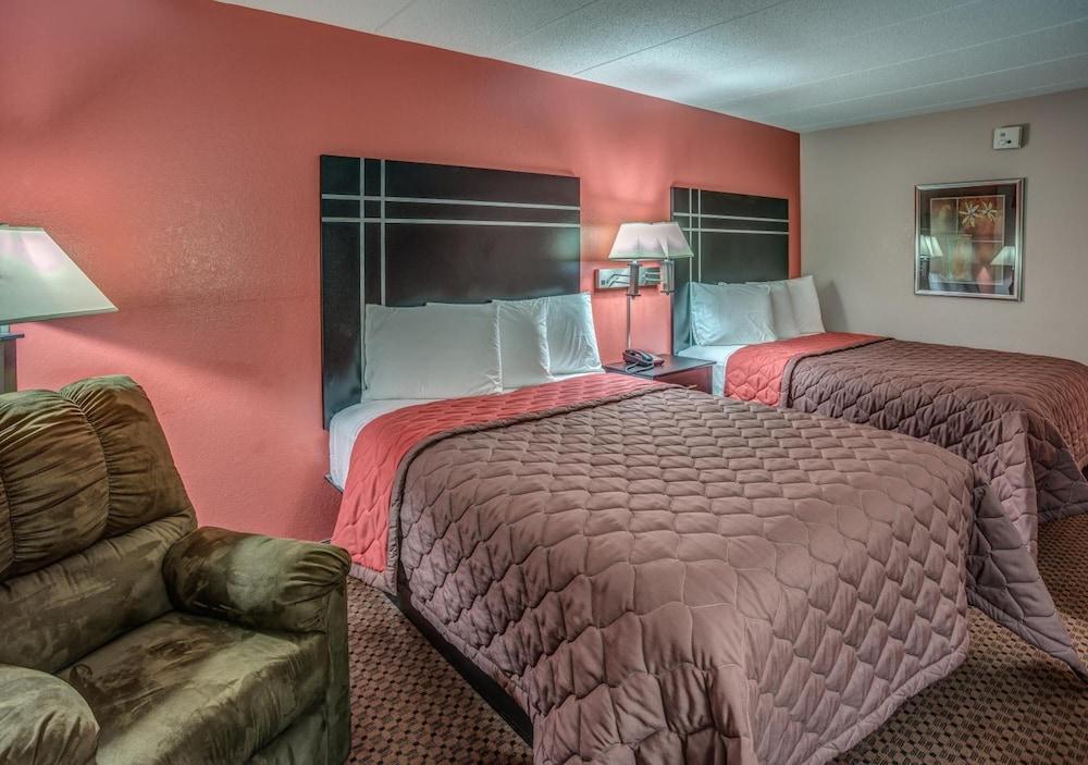 Prime Rate Inn photo 11