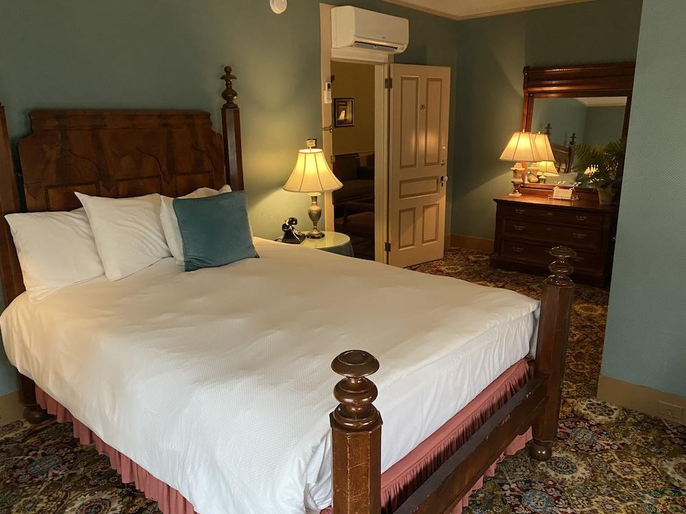 Atlantic Hotel photo 32