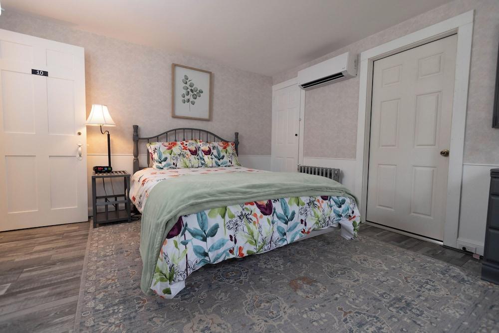 Blue Bear Inn photo 51