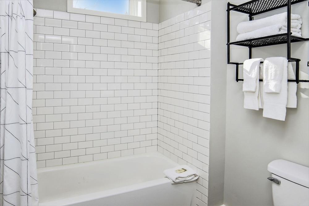 Coastal Suites Resort photo 30
