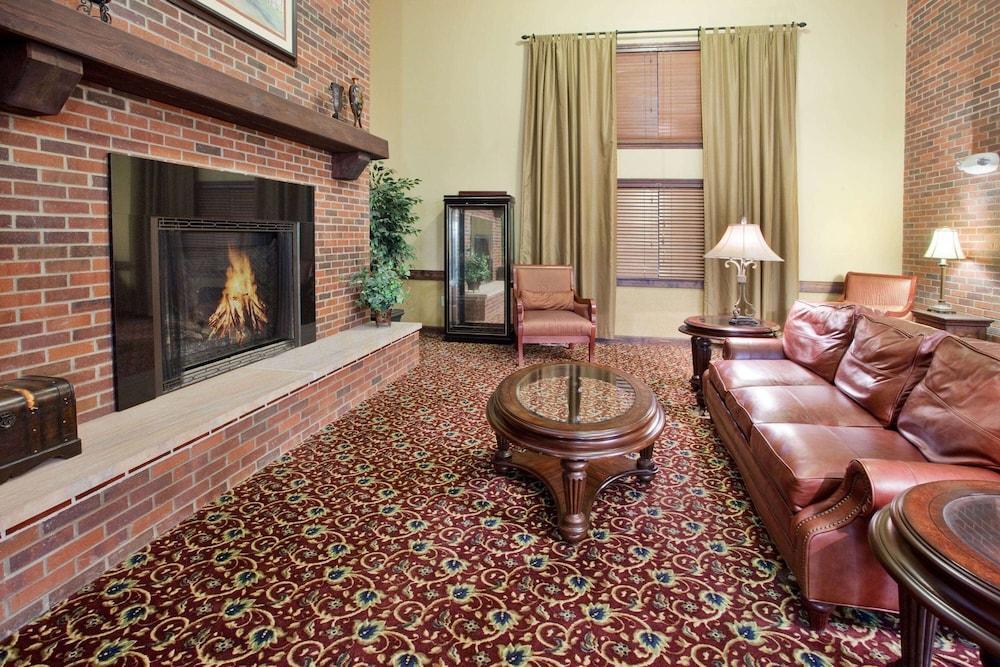 University Inn photo 3