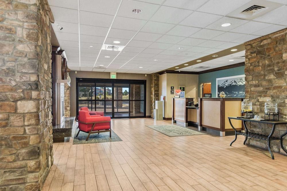 Hampton Inn & Suites Colorado Springs/Air Force Academy photo 10