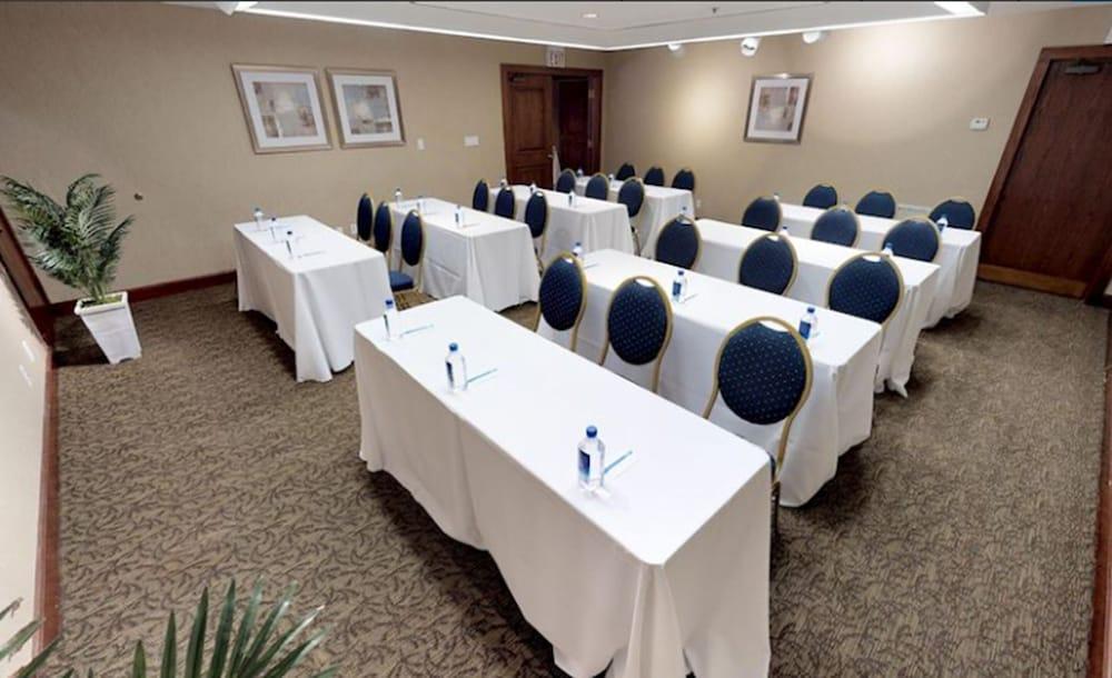 Chase Suites Hotel Brea-Fullerton photo 27