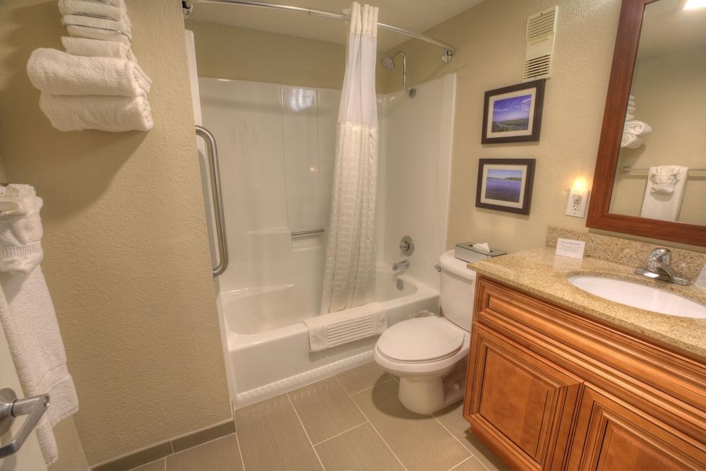 Comfort Inn & Suites Rochelle - DeKalb photo 37