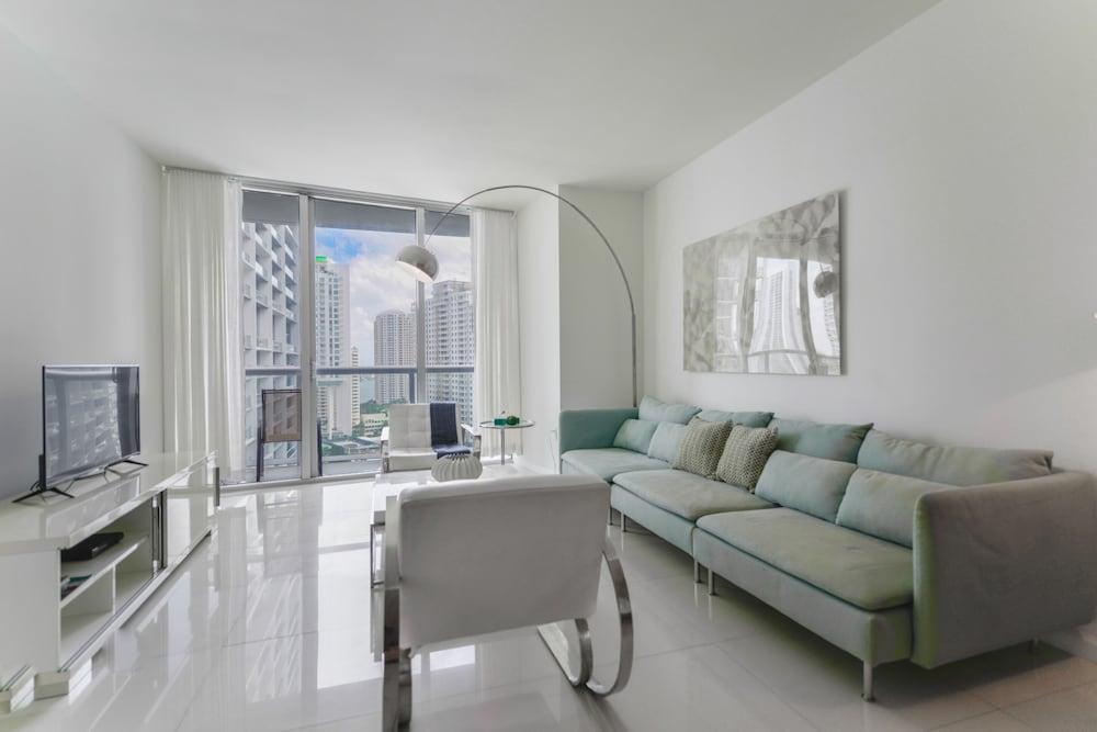 Icon Residences photo 39