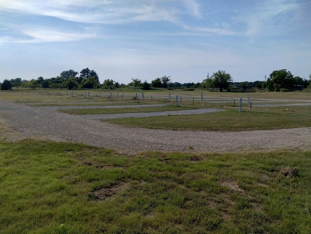 Summer Breeze RV Park photo 13