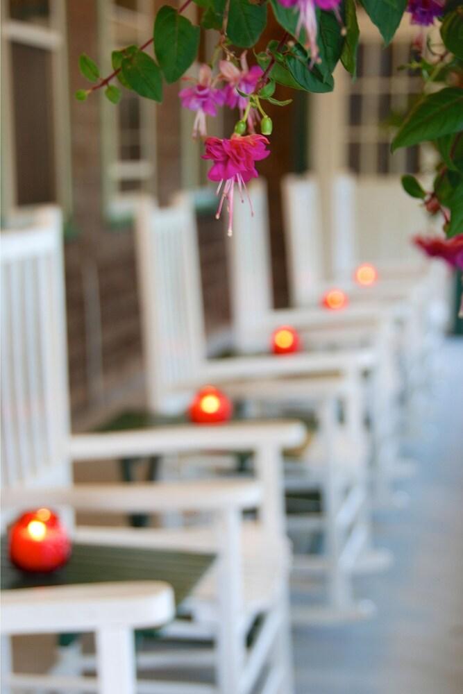 Pequot Hotel photo 14