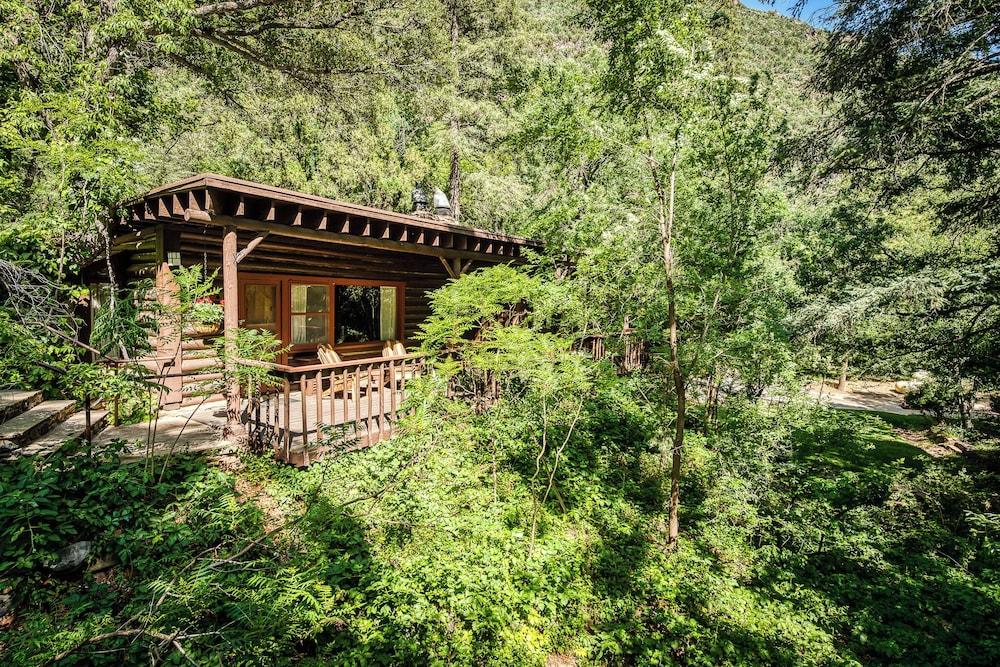 Orchard Canyon on Oak Creek photo 5
