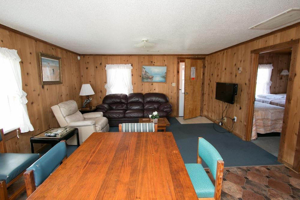 Outer Banks Motel - Village Accommodations photo 2