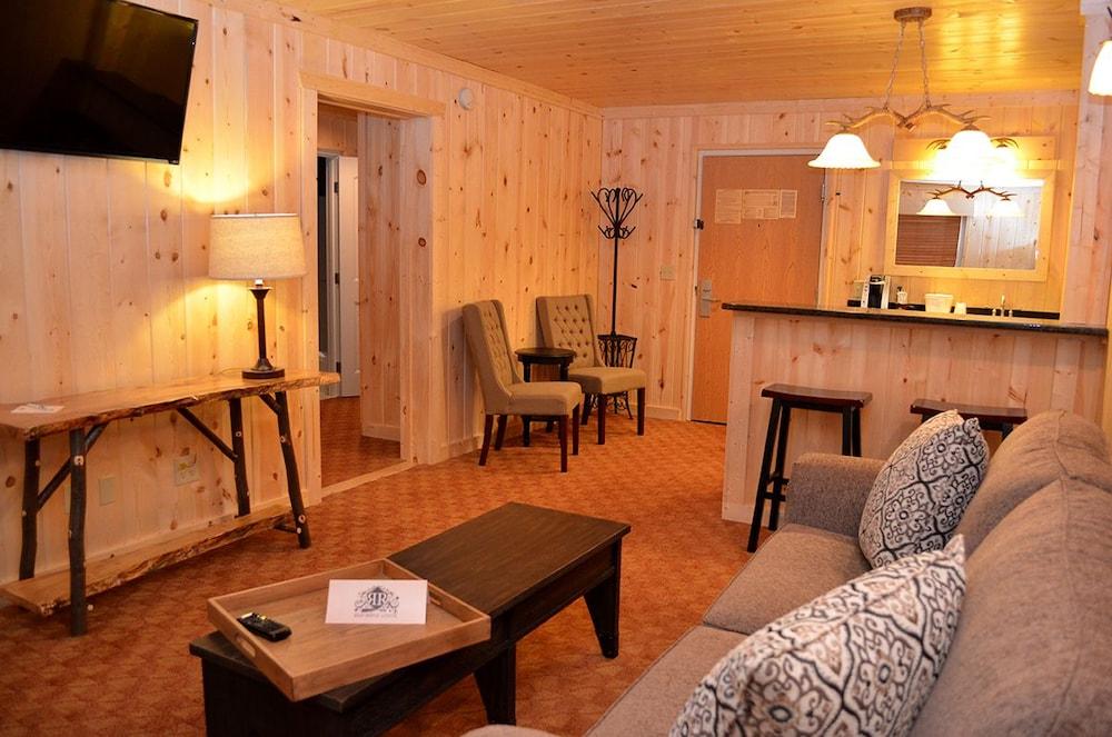 Reid Ridge Lodge photo 27