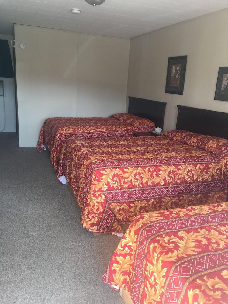 Troy Motel photo 4