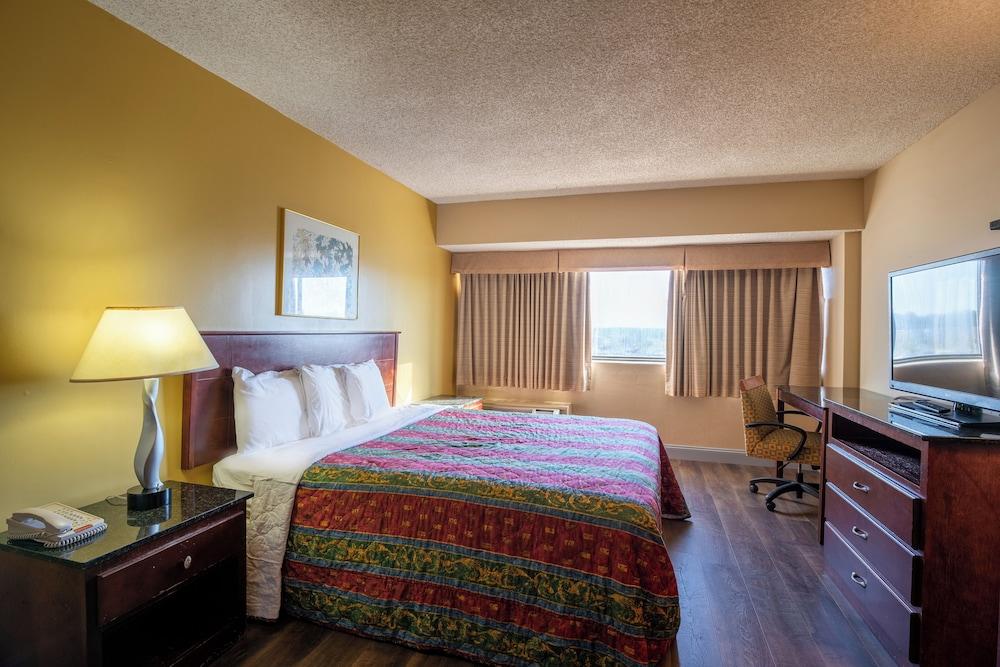 Dominion Inn & Suites photo 18
