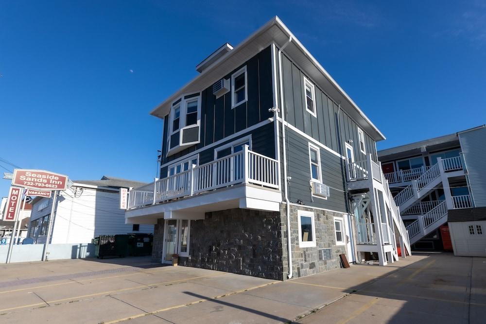 Seaside Sands Inn photo 1