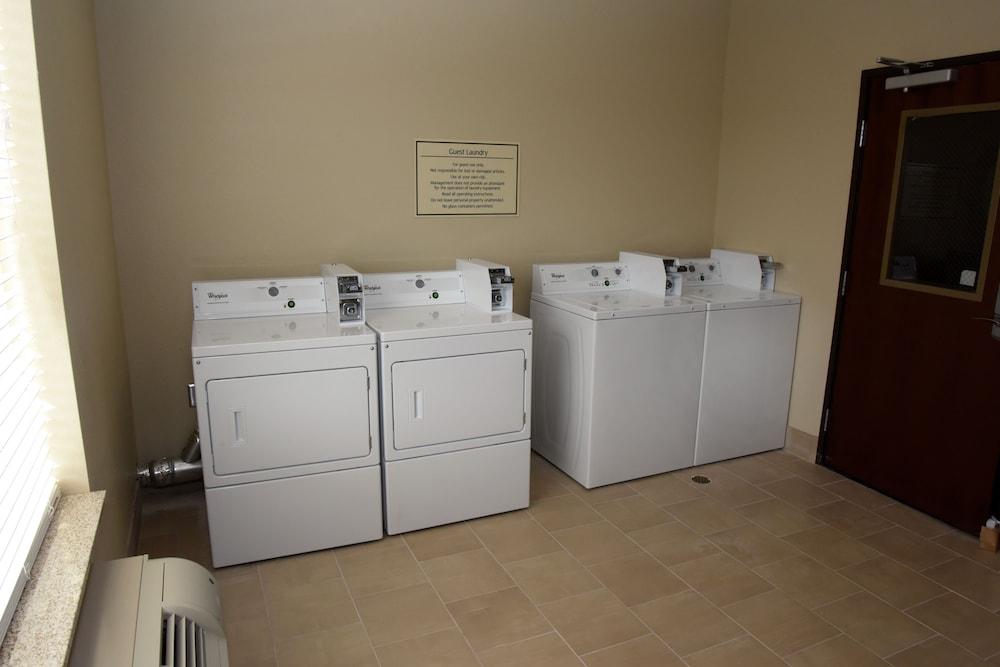 Home Away Suites photo 21