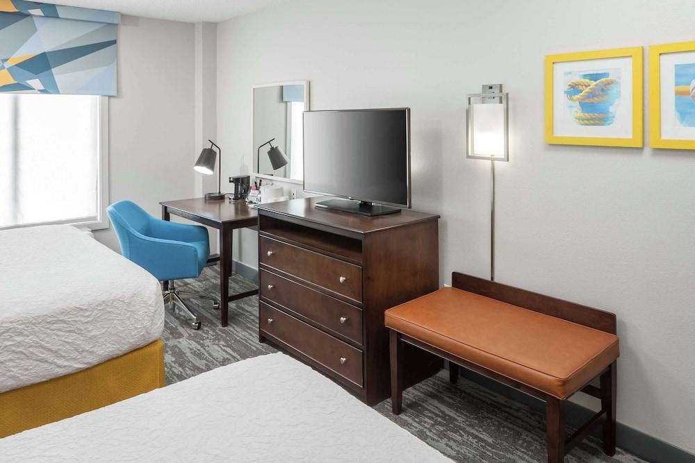 Hampton Inn & Suites by Hilton Miami-Doral/Dolphin Mall photo 7