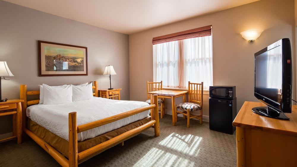 Best Western Plus Plaza Hotel photo 3
