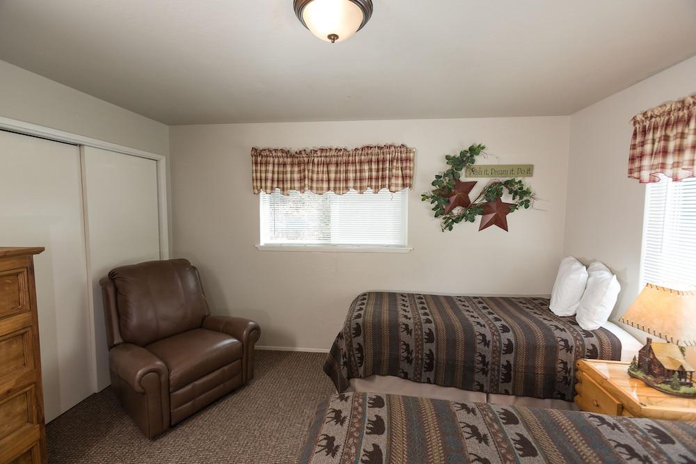 Morrison's Rogue River Lodge photo 32