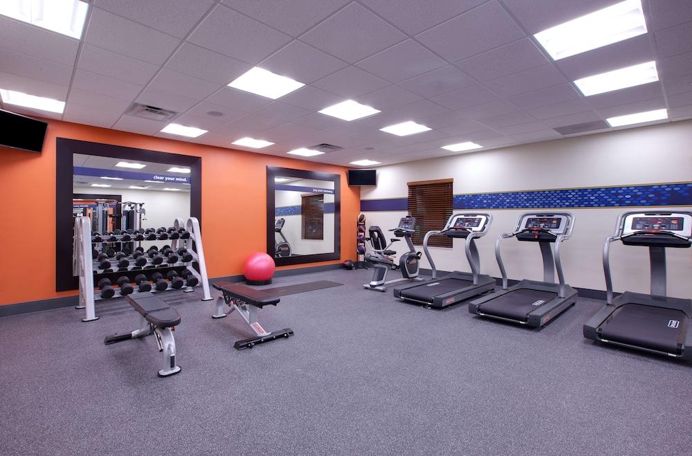 Hampton Inn Snyder TX photo 14