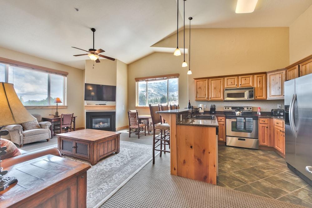 Silverado Lodge photo 60