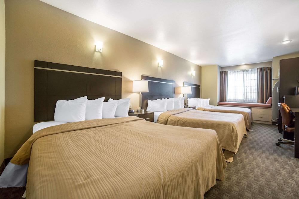 Quality Inn & Suites Elko photo 23