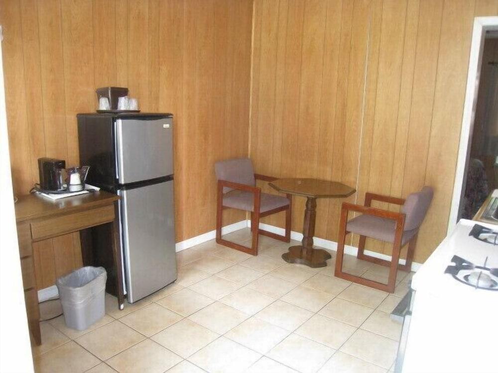 The Rome Motel photo 40