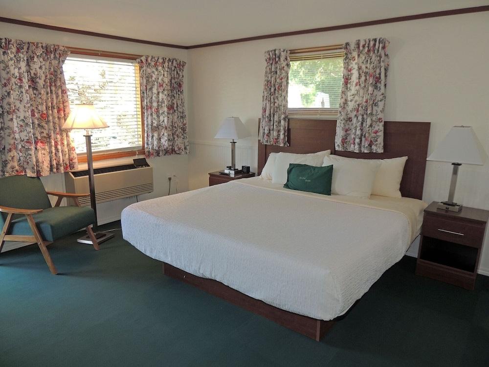 Rock Ledge Motel photo 14