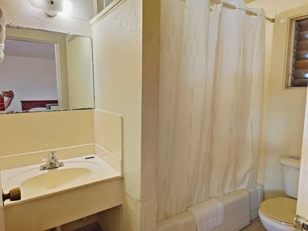 Pen Ann by Capital O Pharr/McAllen TX photo 41