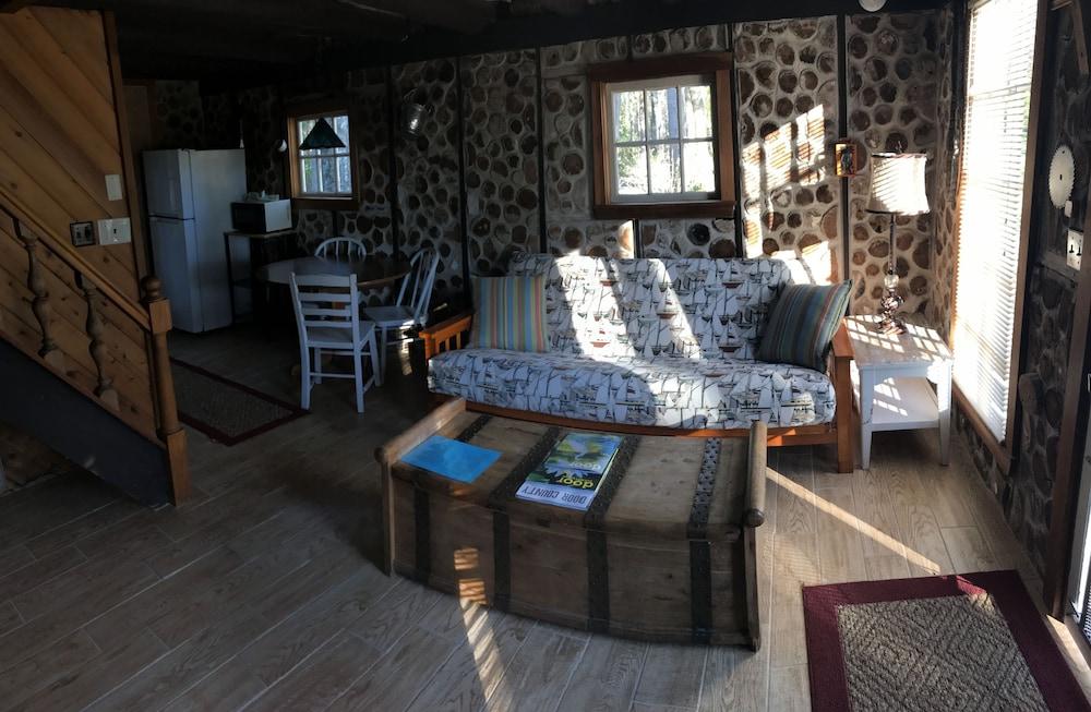 Harbor Light Inn photo 40