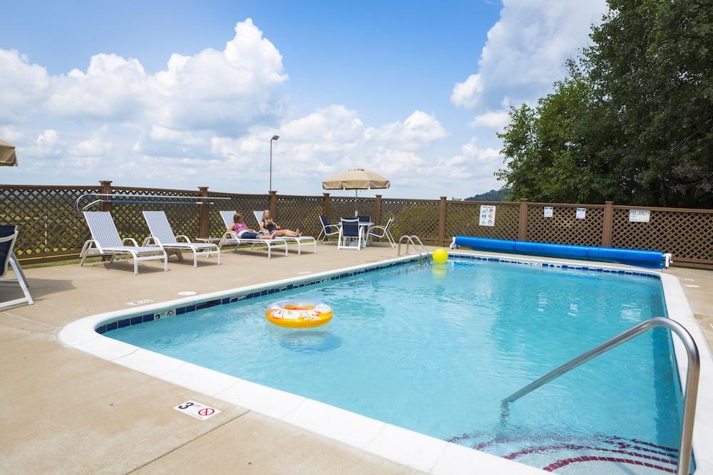 Lefevre Inn and Resort photo 30