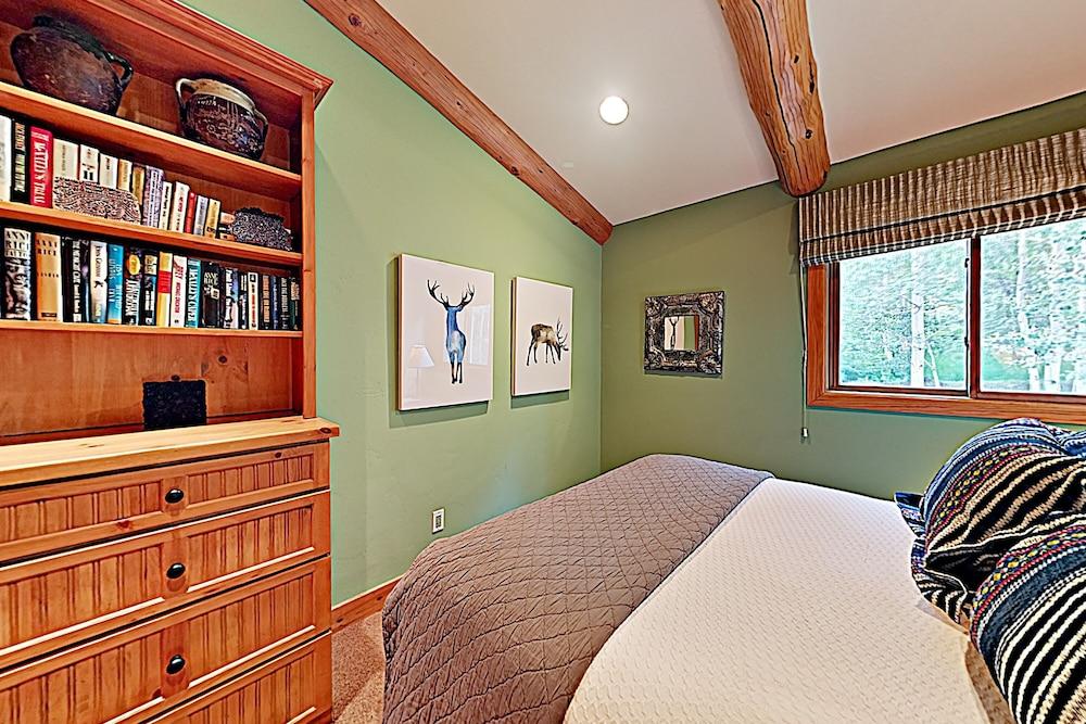 The Timberline Condominiums photo 53
