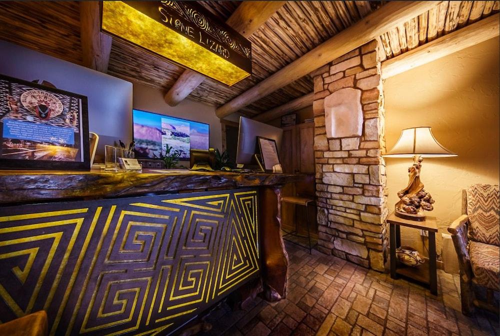 Stone Lizard Lodging photo 2