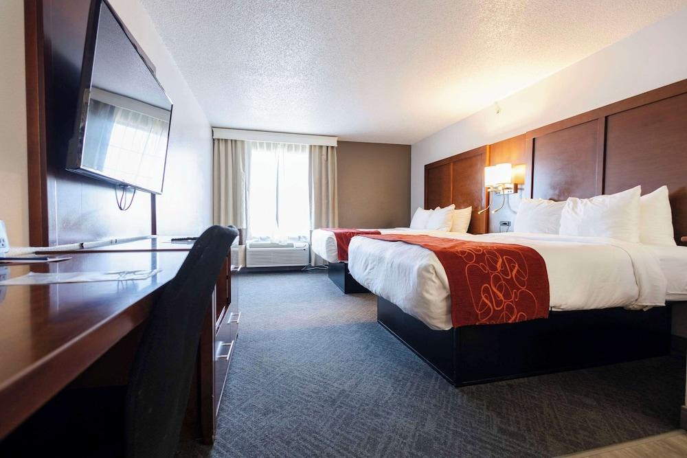 Comfort Suites Springfield I-70 photo 20