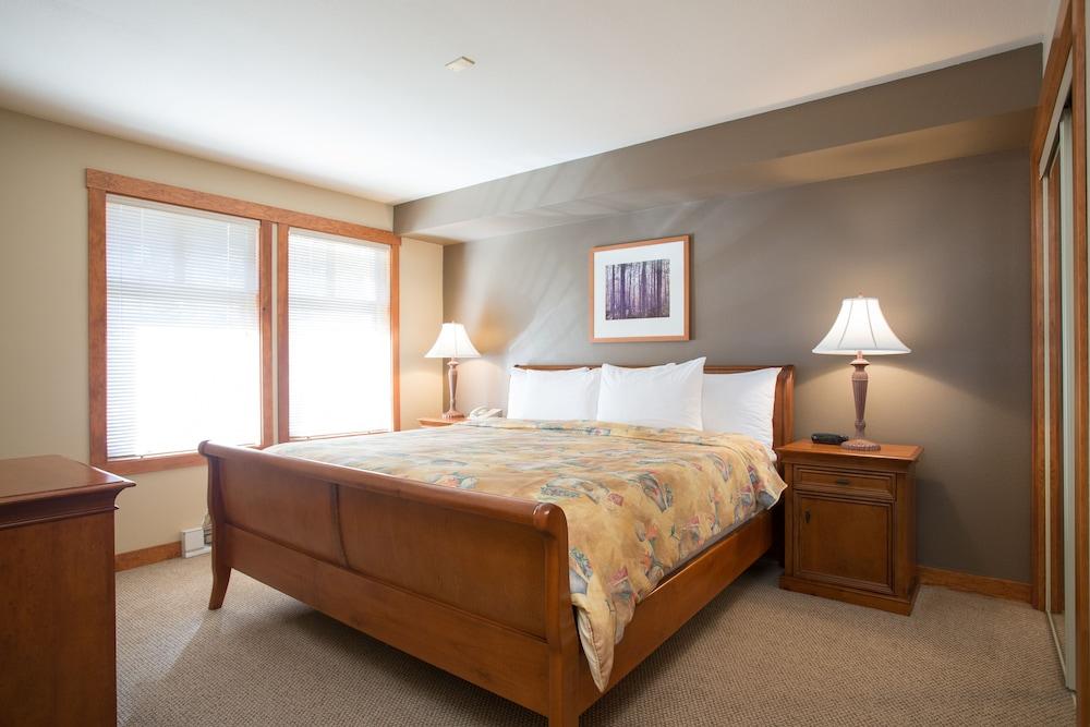 Solitude Condominiums photo 16