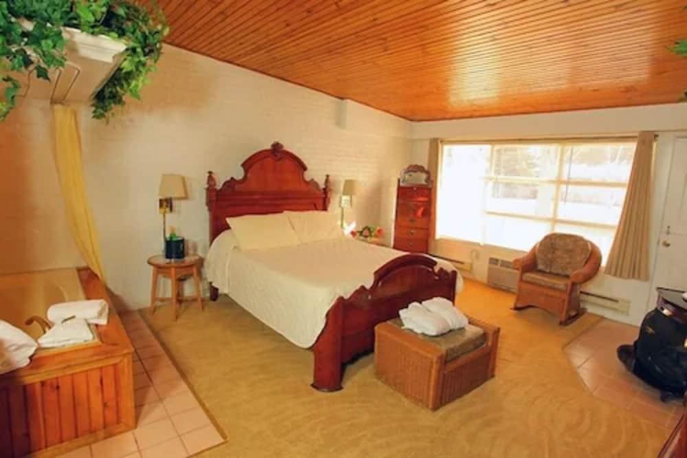Sybaris Pool Suites Mequon photo 35