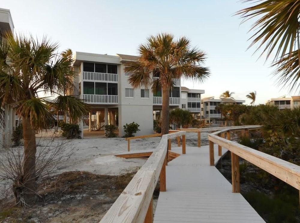 Shell Island Beach Club photo 19