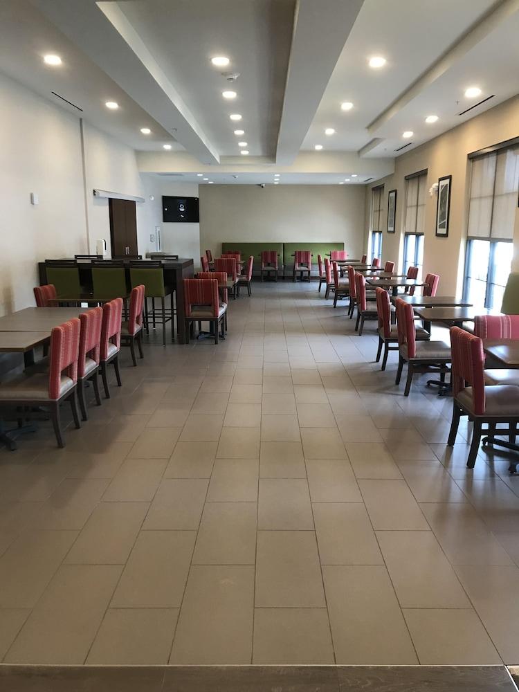 Comfort Suites Summerville photo 22