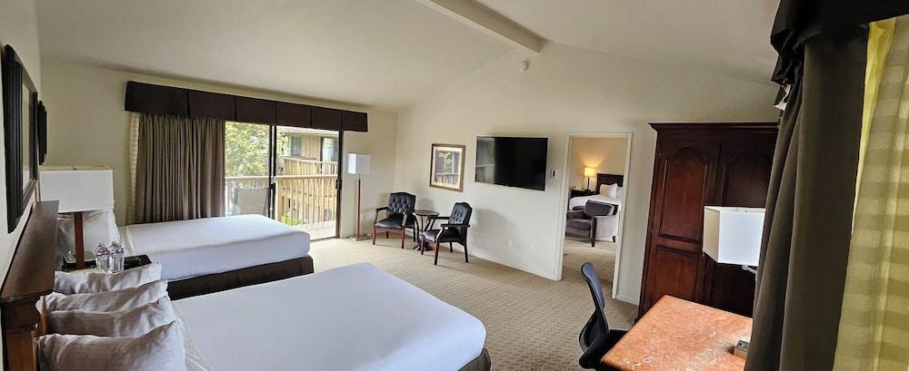 Adobe Inn photo 13