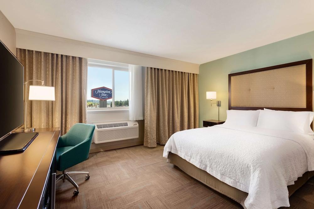 Hampton Inn Clackamas photo 20