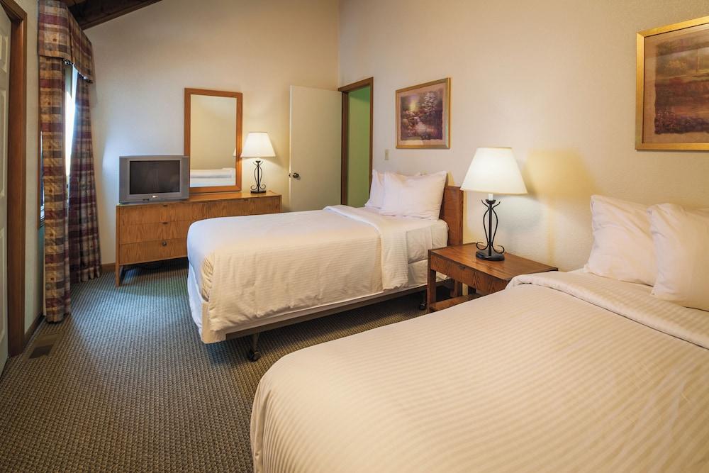 Club Wyndham Resort at Fairfield Mountains photo 4