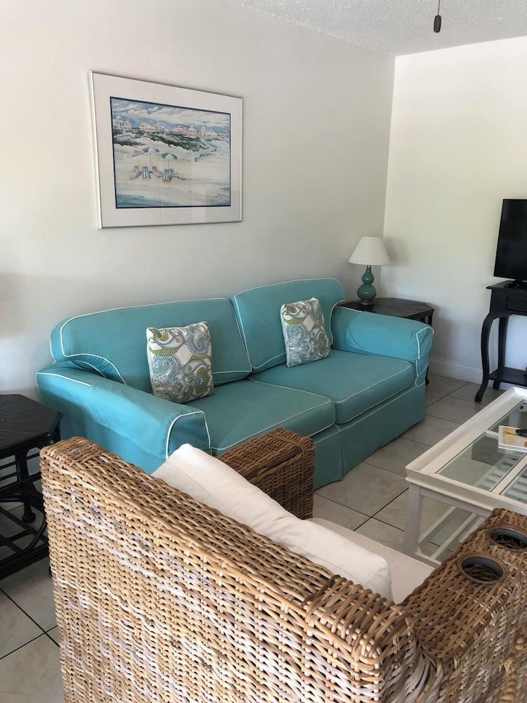 Lido Islander Inn photo 38
