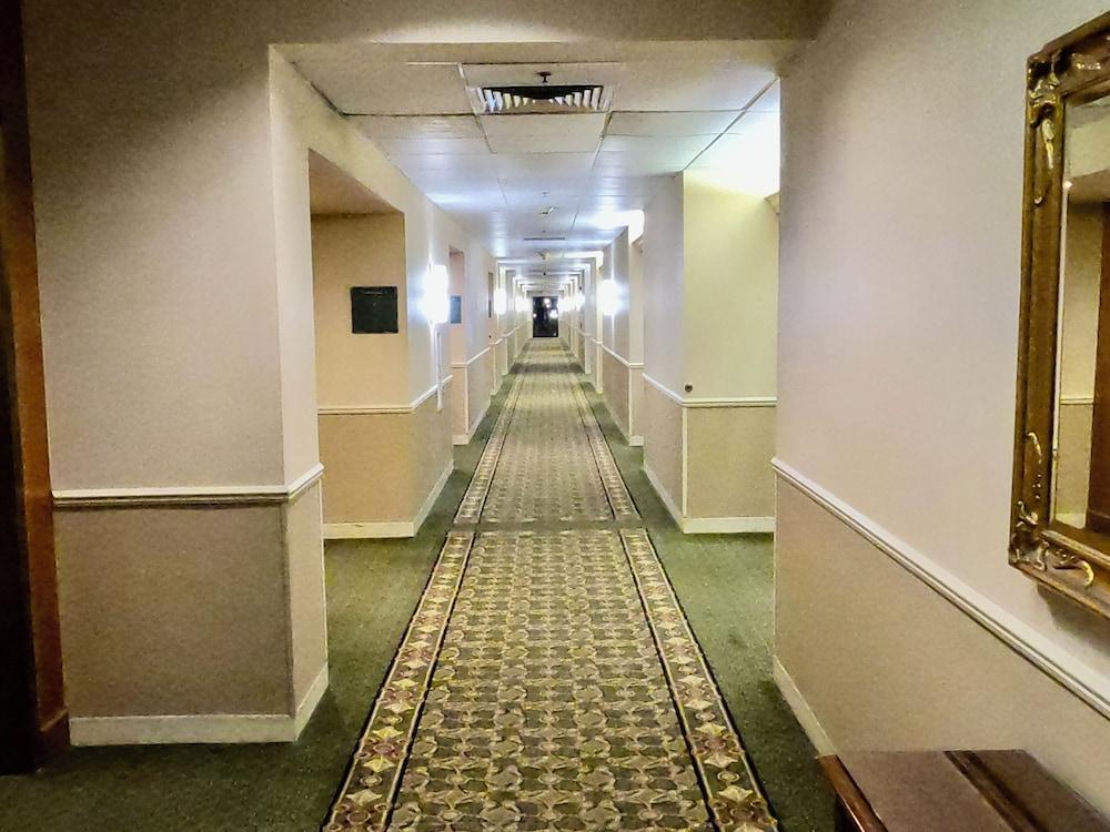 Hotel Mead Resorts & Conventions Center photo 11