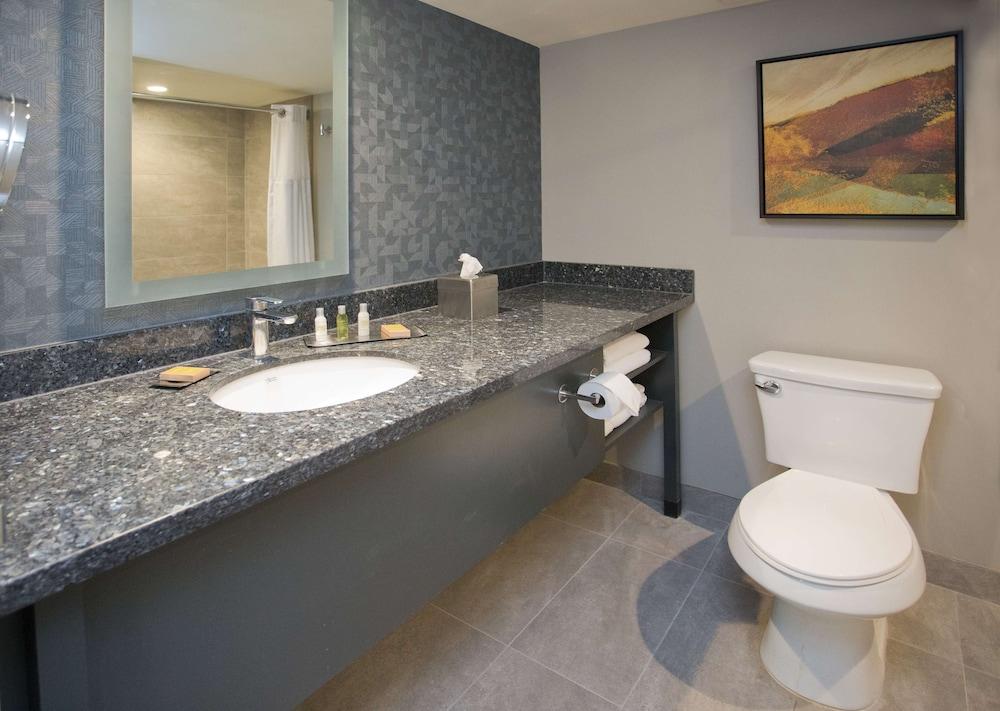 DoubleTree by Hilton Chico photo 2
