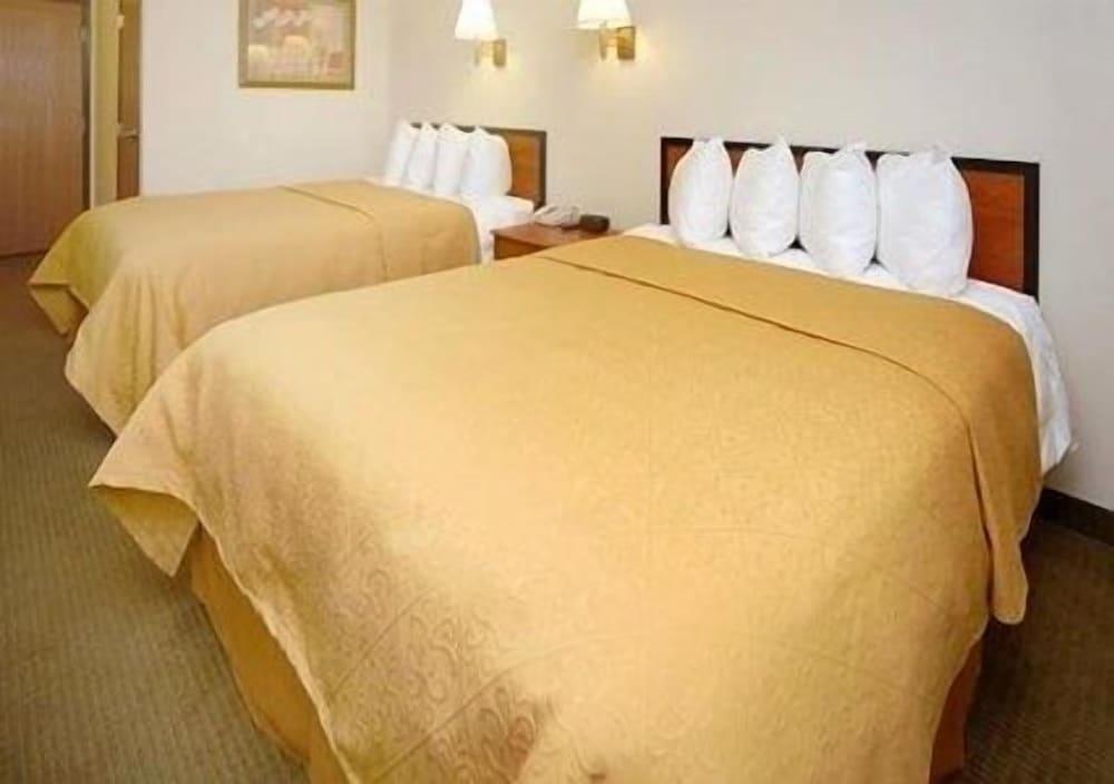 Quality Inn Durand I-69 photo 33