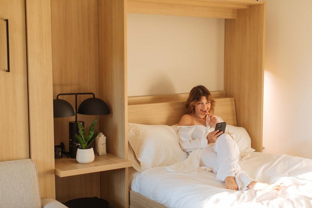 The St Laurent Social Club & Guest Rooms photo 12