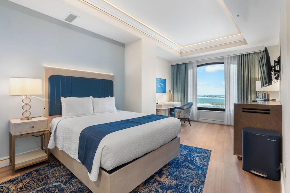 Harbor Suites at Harborwalk Village photo 21