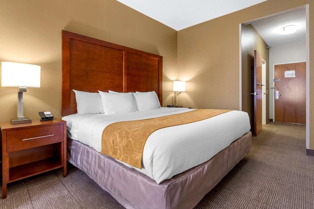 Comfort Suites Boone - University Area photo 5